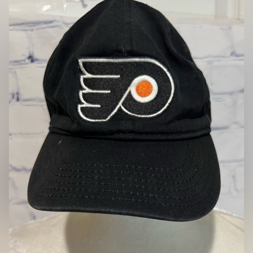 Philadelphia Flyers Team Franchise Fitted Hat - Black - kids size